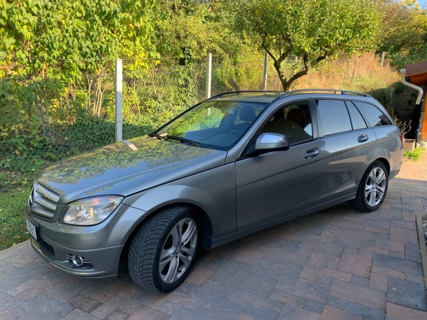 Mercedes Benz