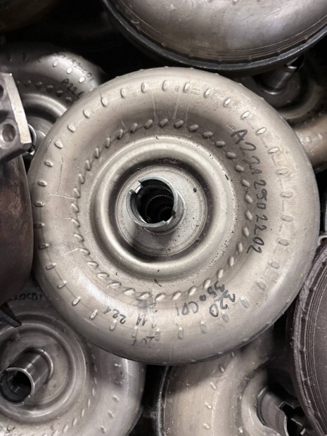 Mercedes Benz A2212502202 vandler