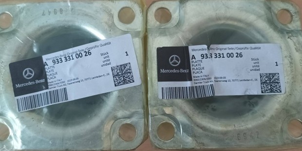 Mercedes-Benz A933 331 00 26 szett (2 db)