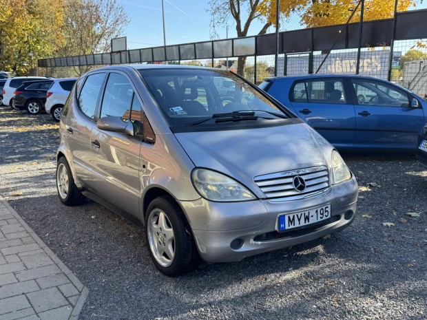 Mercedes-Benz A 140 Avantgarde Bicikli árba! So...