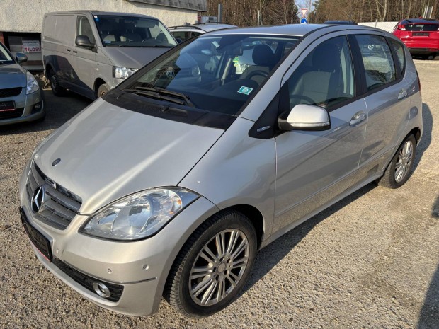Mercedes-Benz A 150 Avantgarde Friss m�szaki vi...