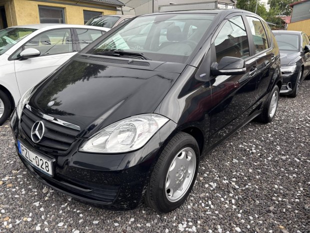 Mercedes-Benz A 160 Blueefficiency Elegance EUR...
