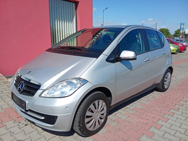 Mercedes-Benz A 160 Blueefficiency Elegance kit...