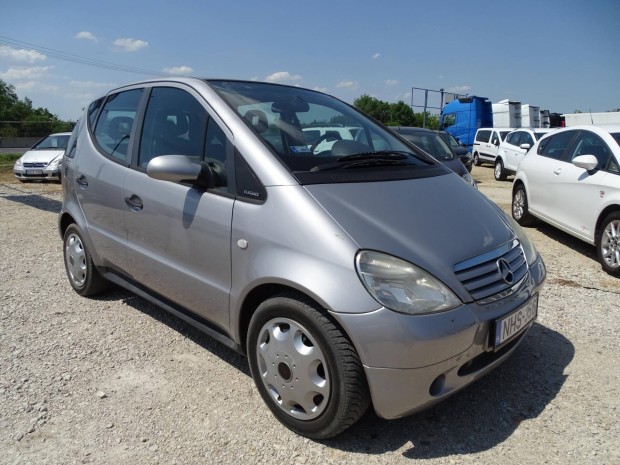 Mercedes-Benz A 160 Elegance Vonóhorog!