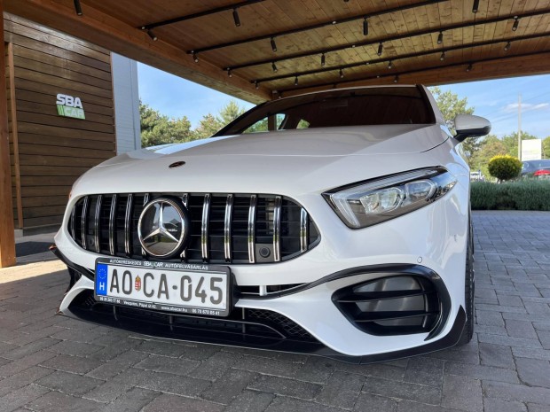 Mercedes-Benz A 180 7G-DCT AMG Line 99.000km Fr...