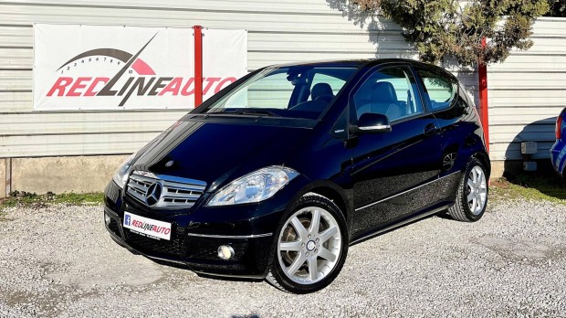 Mercedes-Benz A 180 Avantgarde Sports Package 1...
