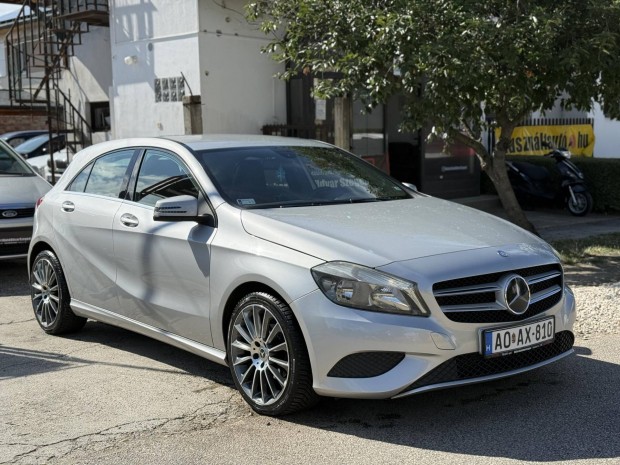 Mercedes-Benz A 180 CDI (Blueefficiency) Urban...