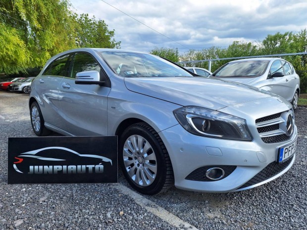 Mercedes-Benz A 180 Gynyr szervizelt aut ga...