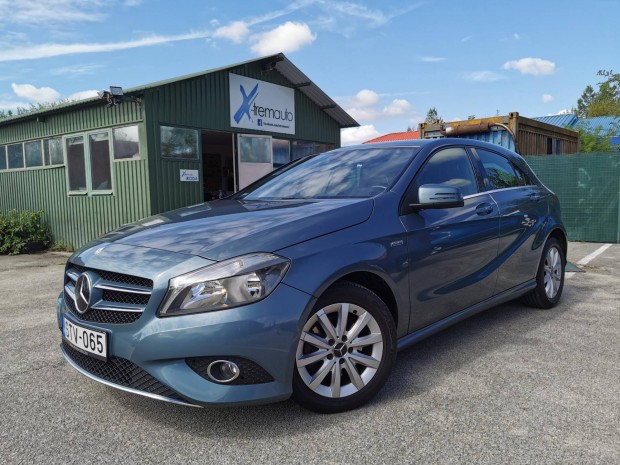 Mercedes-Benz A 180 (Blueefficiency) Limited Ed...