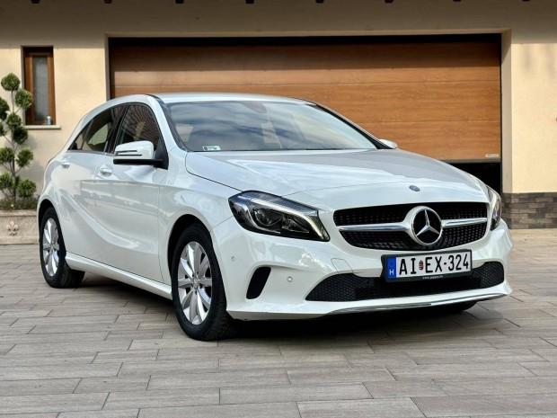 Mercedes-Benz A 180 (Blueefficiency) Style 7G-D...