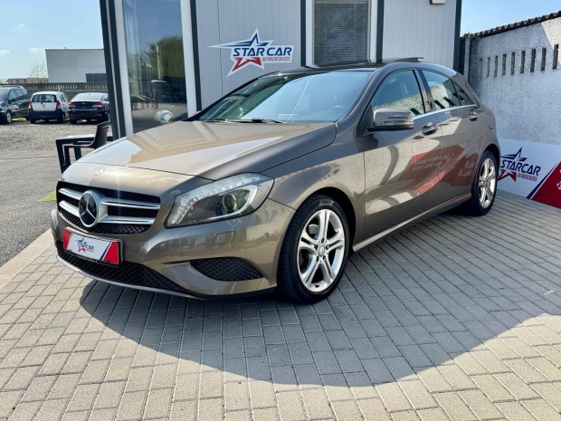 Mercedes-Benz A 180 (Blueefficiency) Urban 7G-D...