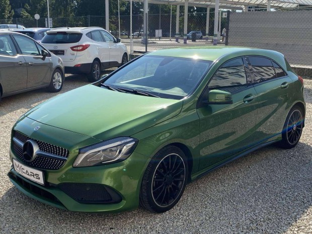 Mercedes-Benz A 180 d AMG Line Egyedi Megjelen�...