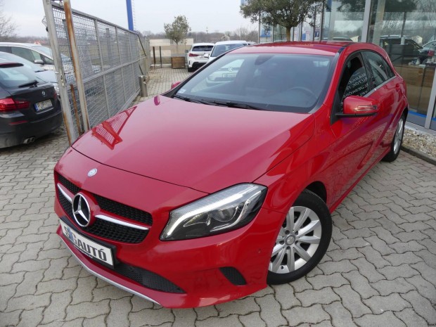 Mercedes-Benz A 180 d Sport.Led.Navi.PDC.D.Klim...