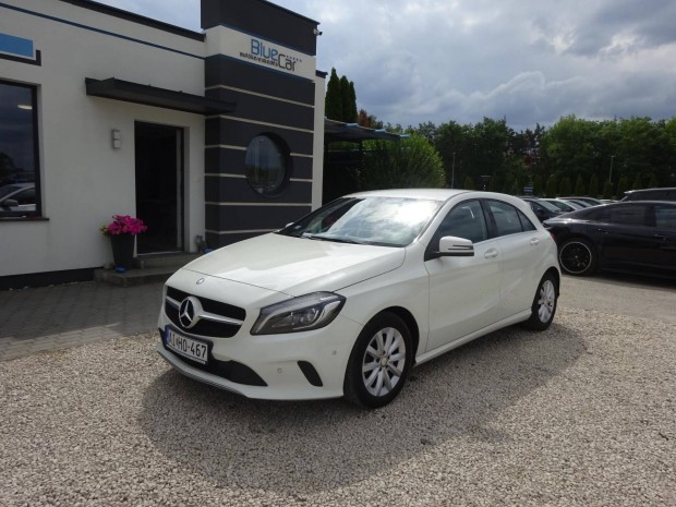 Mercedes-Benz A 200 AMG Line 7G-DCT Megbizható...