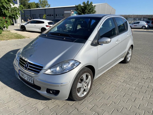 Mercedes-Benz A 200 CDI Avantgarde Autotronic M...