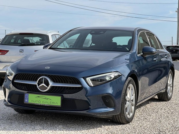 Mercedes-Benz A 250 e Progressive 8G-DCT Plug-i...