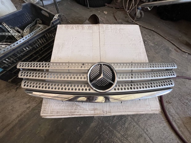 Mercedes-Benz A W169 hűtőrács diszrács hűtőmaszk