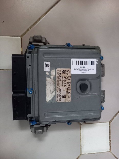 Mercedes-Benz A W176 motorvezérlő elektronika 0261S08233 A2709000900