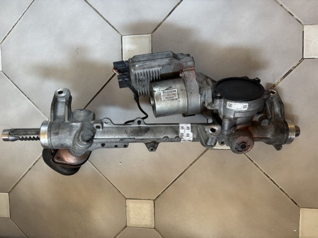 Mercedes-Benz A-osztly W176 kormnym 6700003558A