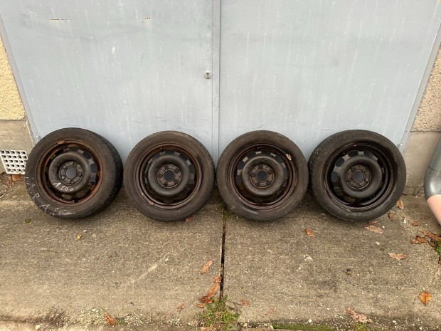 Mercedes-Benz Aclfelni 15 col 4 db Elad !