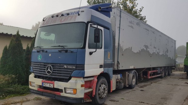 Mercedes-Benz Actros nyergesvontat elad