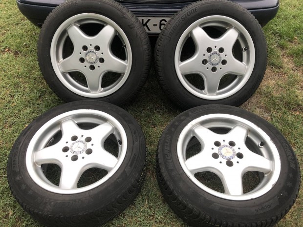 Mercedes Benz Alufelni R16 , jó téligumikkal
