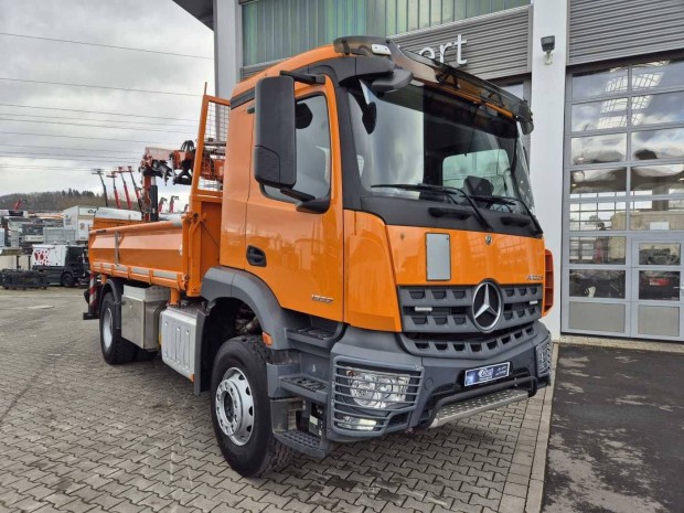 Mercedes-Benz Arocs 1832 KK Hátsó daru Atlas 126.4E-A3L Funk