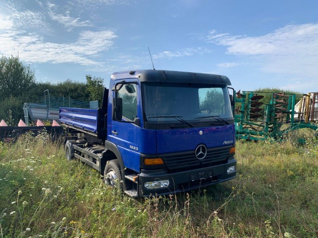 Mercedes Benz Atego 1223 billencs