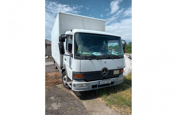 Mercedes Benz Atego 815