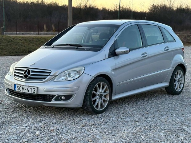 Mercedes-Benz B180CDI