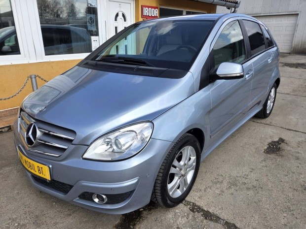 Mercedes-Benz B 150