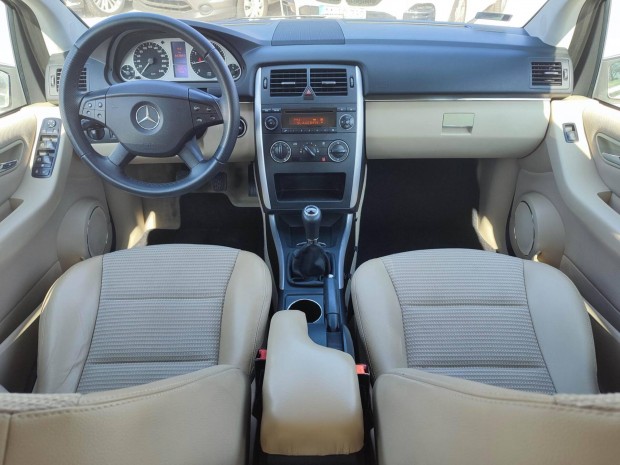 Mercedes-Benz B 170 Vil�gos Bels�-Megk�m�lt �LL...