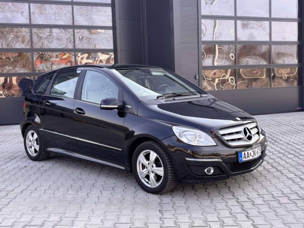 Mercedes-Benz B 180 Blueefficiency //Magyarorsz...