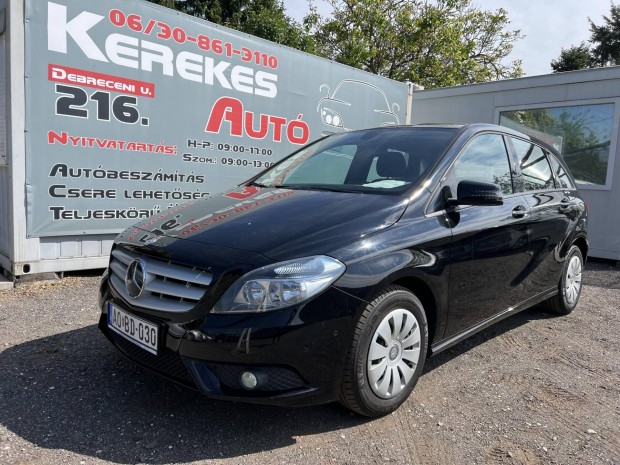 Mercedes-Benz B 180 CDI Blueefficiency Elől Hát...