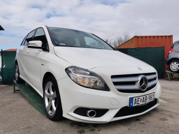Mercedes-Benz B 180 CDI Blueefficiency Gynyr!