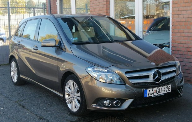 Mercedes-Benz B 180 CDI Blueefficiency (Automat...