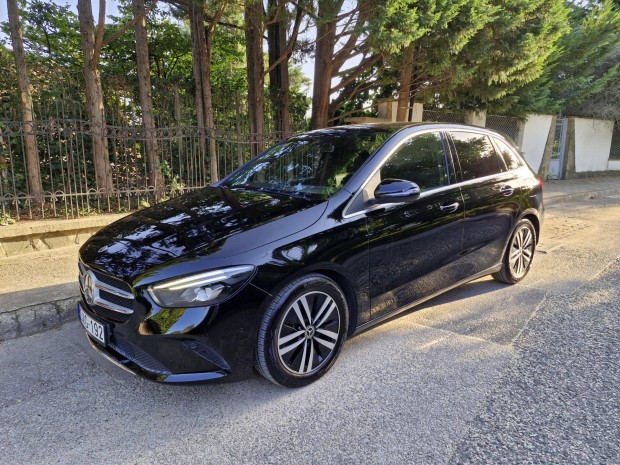 Mercedes-Benz B 180 Progressive 7G-DCT (FA-s r)