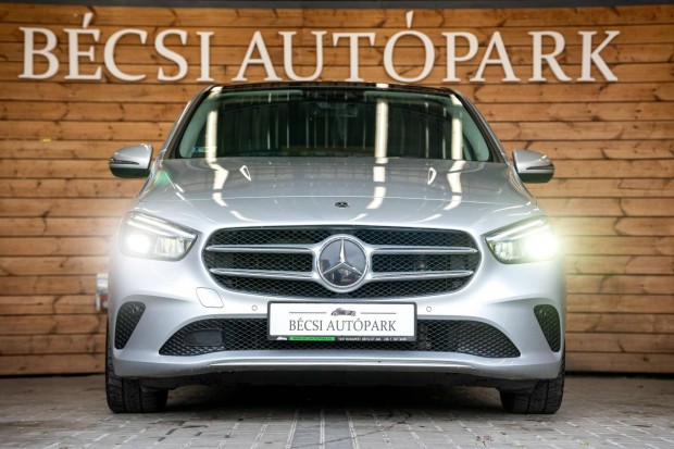 Mercedes-Benz B 180 Style 7G-DCT AUT.//2025.09-...