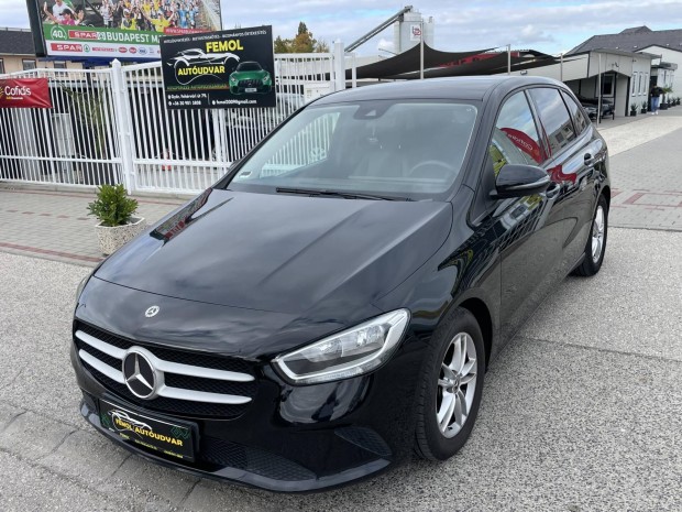 Mercedes-Benz B 180 d S-mentes! Végig Márkaszer...