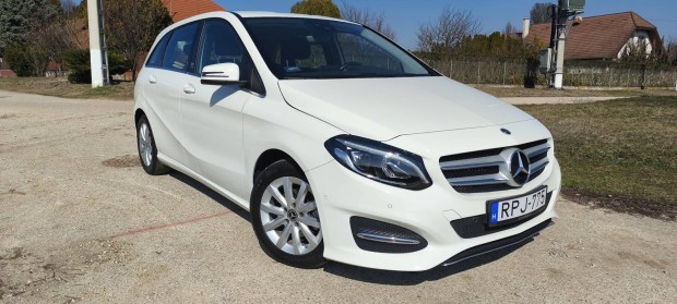Mercedes-Benz B 180 d Style 7G-DCT 57000 Km! �j...