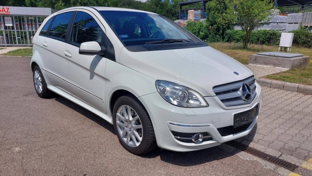 Mercedes-Benz B 200 CDI Autotronic Szép És Jó!!!