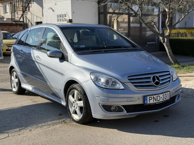 Mercedes-Benz B 200 CDI !Automata! !Napfnytet...
