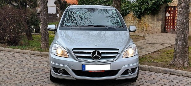 Mercedes-Benz B-Osztly 180 Blueefficiency Exec...