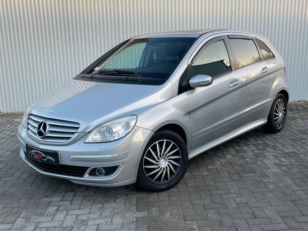 Mercedes-Benz B-Osztly B 200 CDI Panorma.Xeno...