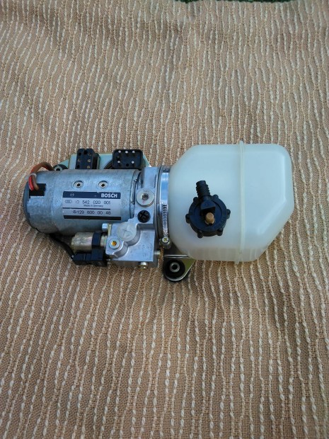 Mercedes Benz Bosch SL tetnyit szivatty motor