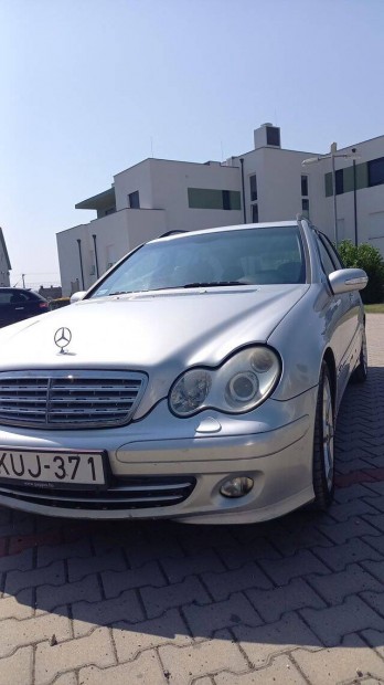 Mercdes-Benz C220 CDI Avatgarde (Autmata) elad