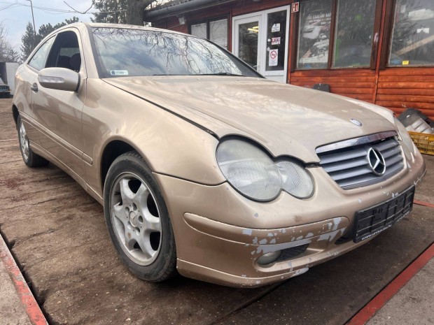 Mercedes-Benz C220 (2001) 2.2CDI 611962 Alkatrszek #M2314