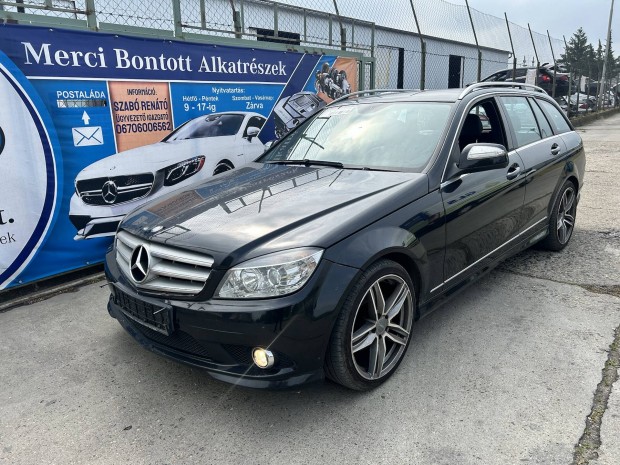 Mercedes Benz C220d S204 OM646811 Bontás