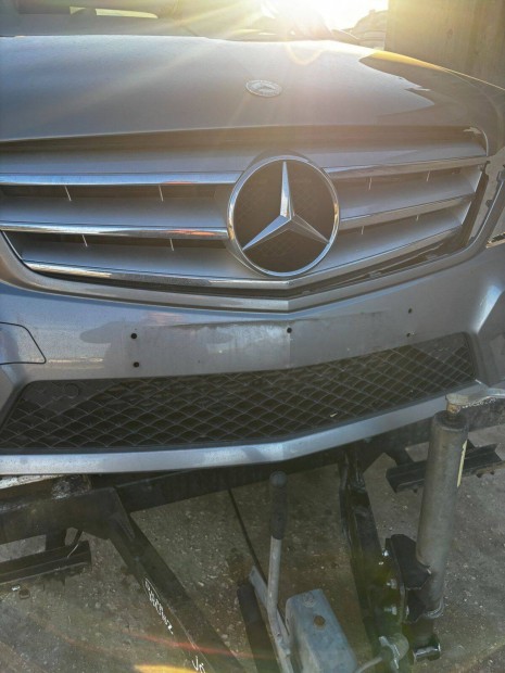 Mercedes-Benz C250 Kombi (2013) Bontott alkatr�szek elad�k
