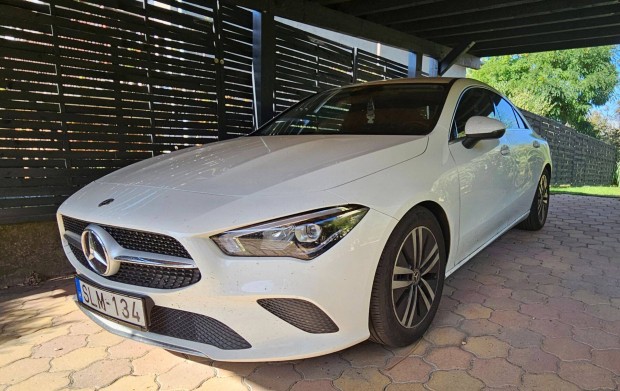 Mercedes-Benz CLA180 coupe, Automata